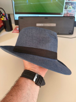 Unisex MG Hellas fedora hat size 58, black and blue, like new