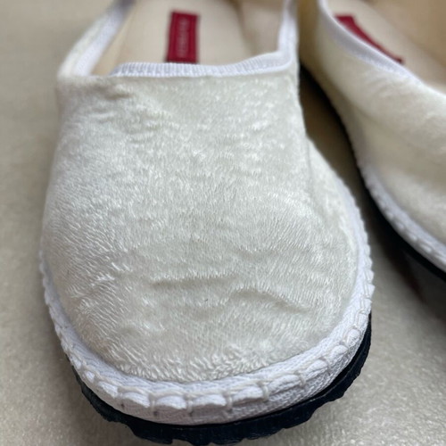 Vibi Venezia Mary Jane Bianca 42 in like new condition