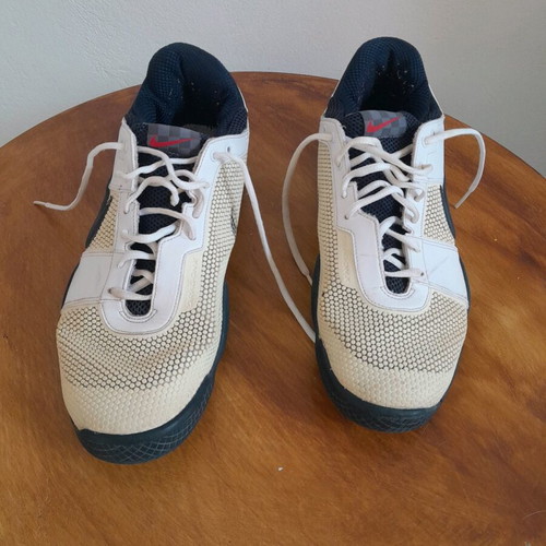 Nike Air Max Courtballistec shoes used, size 44, white
