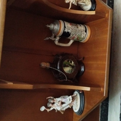 Entrance furniture like new with minor wear