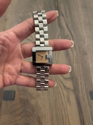Gucci G
