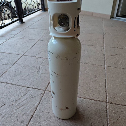 Oxygen Cylinder 5 Liters portable like new