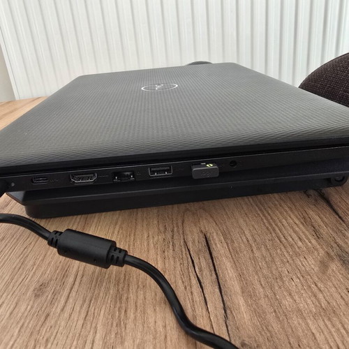 Dell Inspiron 15.6" Laptop 2019 like new, Intel Core i5, 8GB RAM, 256GB SSD