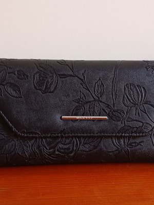 Handbag with integrated wallet and detachable strap like new, black