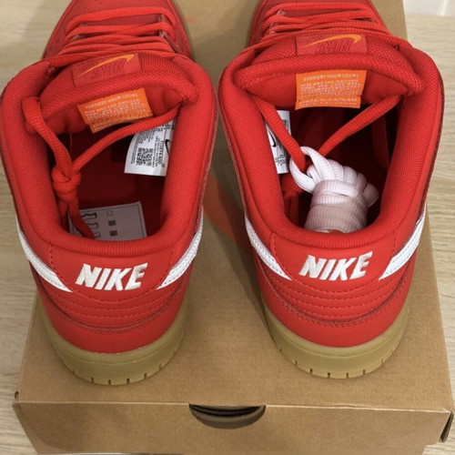 Nike SB Dunk Low Pro sneakers like new, size 42.5, red university