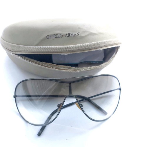 Giorgio Armani sunglasses used, vintage, unisex