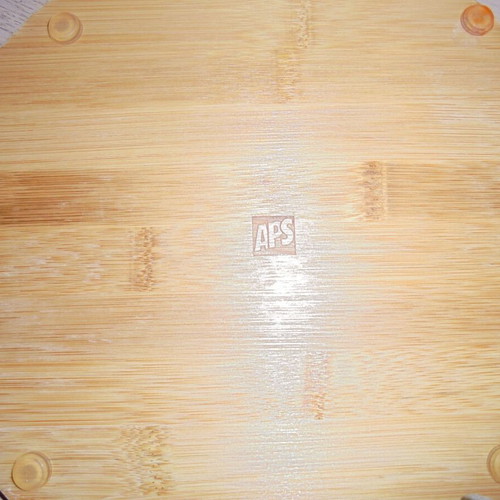 Wooden cheese platter 25cm like new