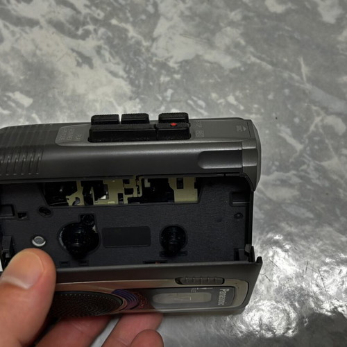 Panasonic RQ-L10 cassette player used