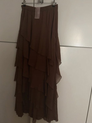 BSB maxi φούστα από μουσελίνα καφέ μέγεθος X Small καινούργια