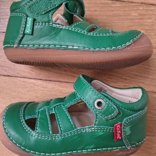Kickers baby shoes size 22, leather, non-slip sole