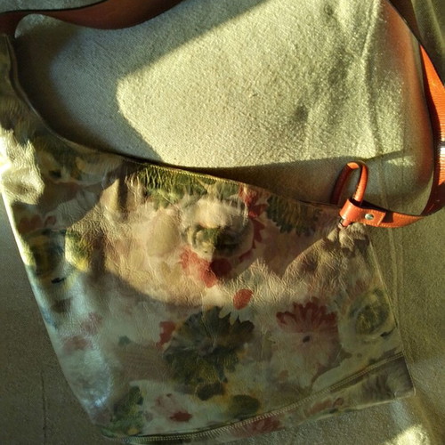 Condor leather bag like new, crossbody, beige and brown