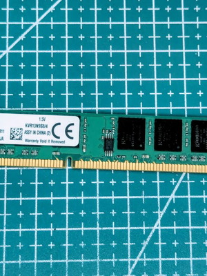 DDR3 Kingston 4GB 1333 KVR13N9S8/4 RAM module