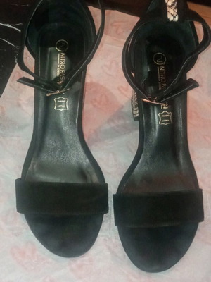 SHE COLLECTION SANDALS