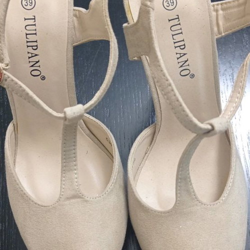 Sandals new beige suede leather size 39 15 cm heel