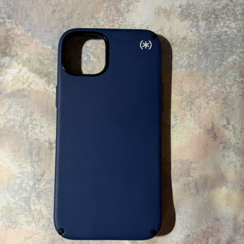 iPhone 14 Plus 128GB like new, Midnight color with case and accessories