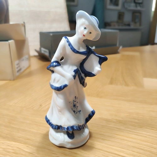 Decorative figurine new, classic, 13 cm height