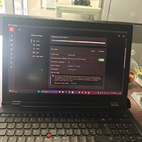 Lenovo ThinkPad P-15 Gen. 2 workstation like new with 2 chargers