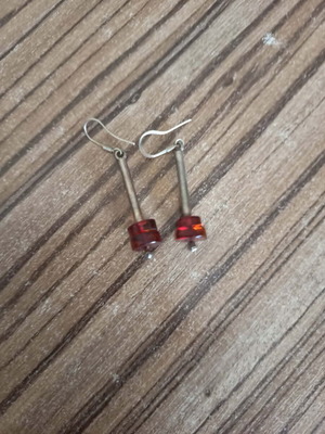 Earrings with brown stones like new