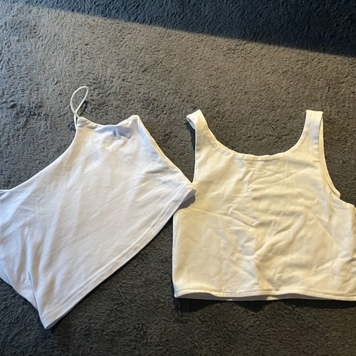 Pack of 2 white tops