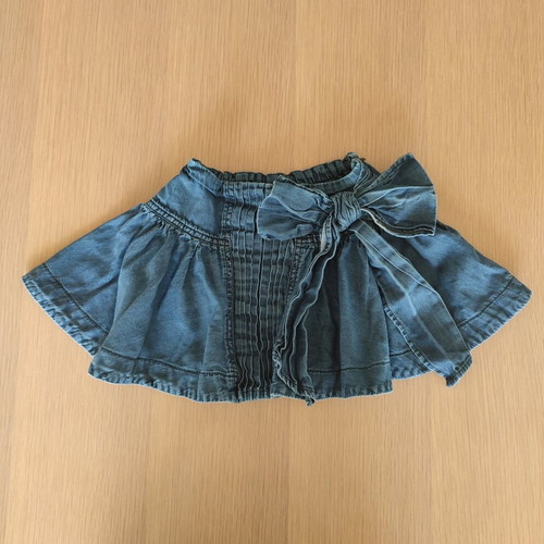 Dolce&Gabbana denim skirt used for girls 4-6 years with bow and pleats