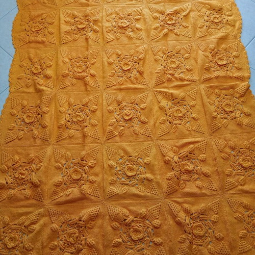 Handmade knitted blanket new with beautiful design