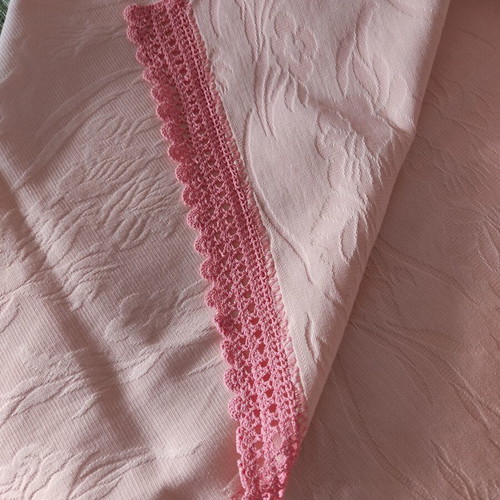 Vintage piqué blanket with lace, like new, 201x182 cm