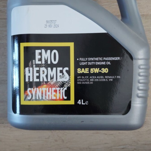 W5-30 engine oil 4 liters full synthetic