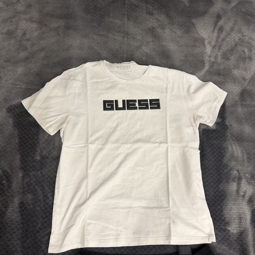 Guess men's set black, new, t-shirt L and shorts M