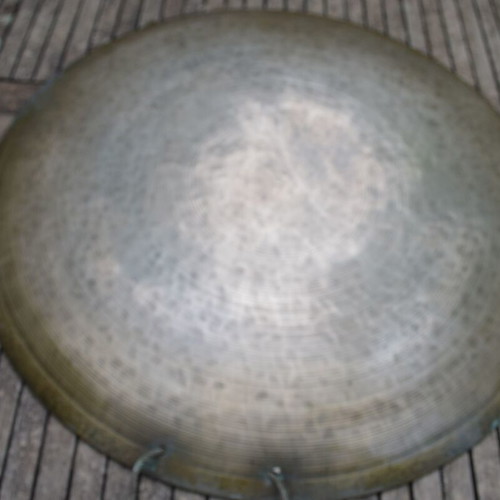 Zanchi Gong percussion instrument used, 1960s, 60 cm diameter with leather beater