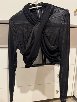Shein Crop Top black, like new, size L