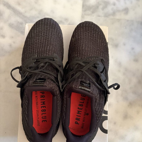 Adidas Ultraboost 43.5 Beige Athletic Shoes like new