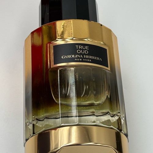 Carolina Herrera True Oud 100ml Eau de Parfum like new