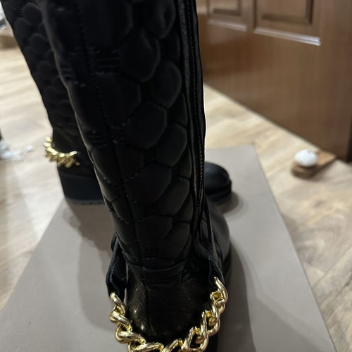 Kanna quilted leather boots with chain, size 38, black