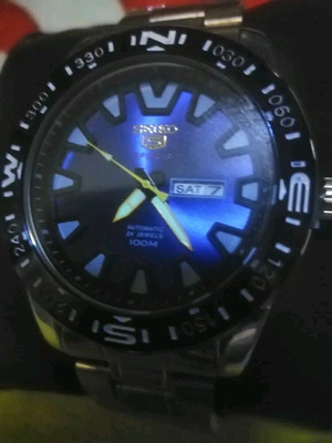 Seiko 5 new unisex watch with luminous hands, blue