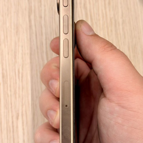 iPhone 16 Pro 256GB Desert Titanium like new