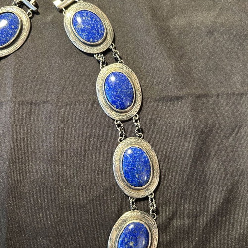 Vintage 960 silver necklace like new with blue stones