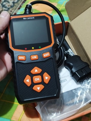 Nexzcheck OBD2 code reader diagnostic scanner