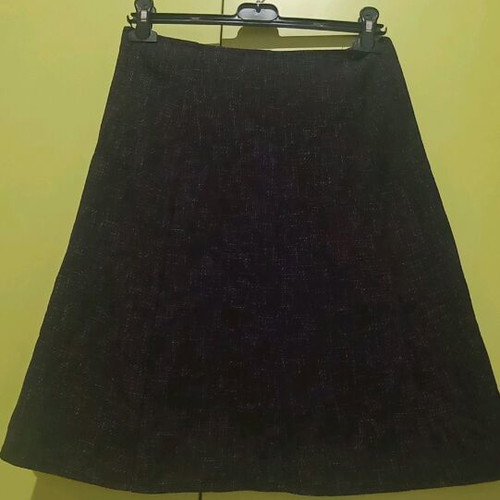 Katsari winter skirt like new, black with purple velvet details