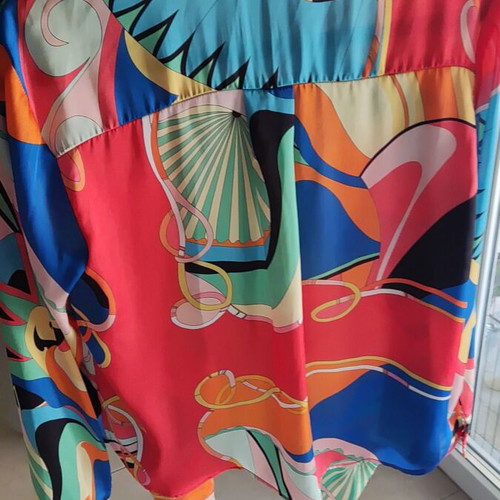 Twenty 29 women's shirt M multicolor like new