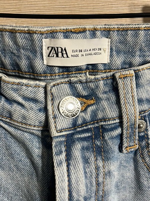 Zara jean like new, size S 36 8, blue