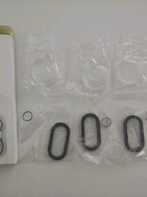AirTag case pack of 4 Ringke Slim Clear like new