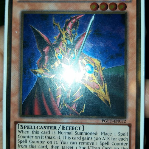 Breaker The Magical Warrior Gold Rare card like new