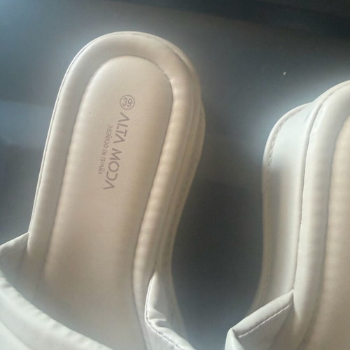 Platform shoes like new, size 39