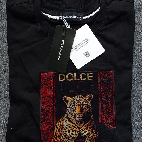 Dolce & Gabbana men's black T-shirt with leopard print