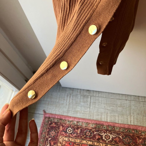 Bodycon rib dress with golden buttons like new, size S
