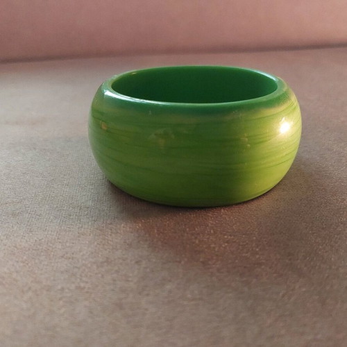Bracelet like new green