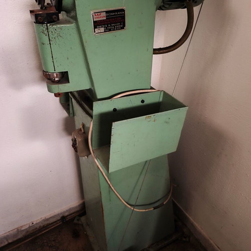 Shoe Repair Machine like new for sole breaking (kavoukiasma)