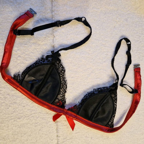 Med bra black-red like new, size 75B
