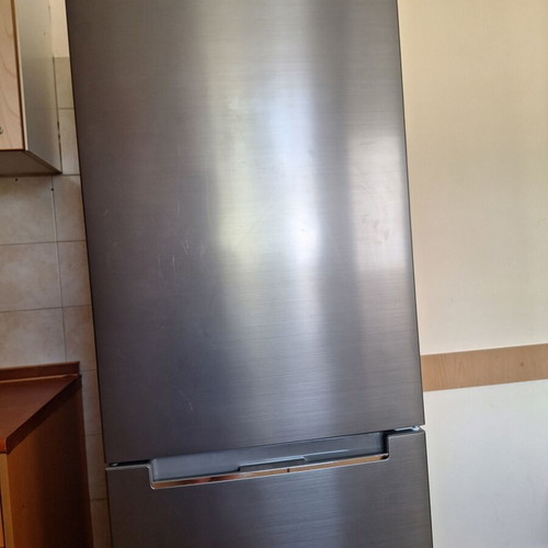 MATSUI MNF60X23G Refrigerator like new