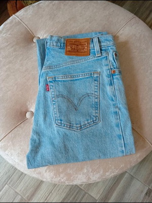 Levi's jeans straight fit like new, size W25/L32, blue